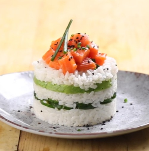 Timbal de Sushi de salmón